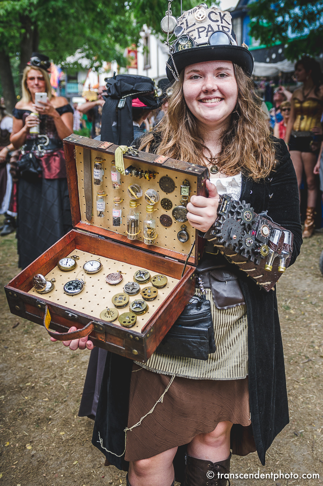 Steampunk spotkanie podczas Renaissance Faire w Bristolu