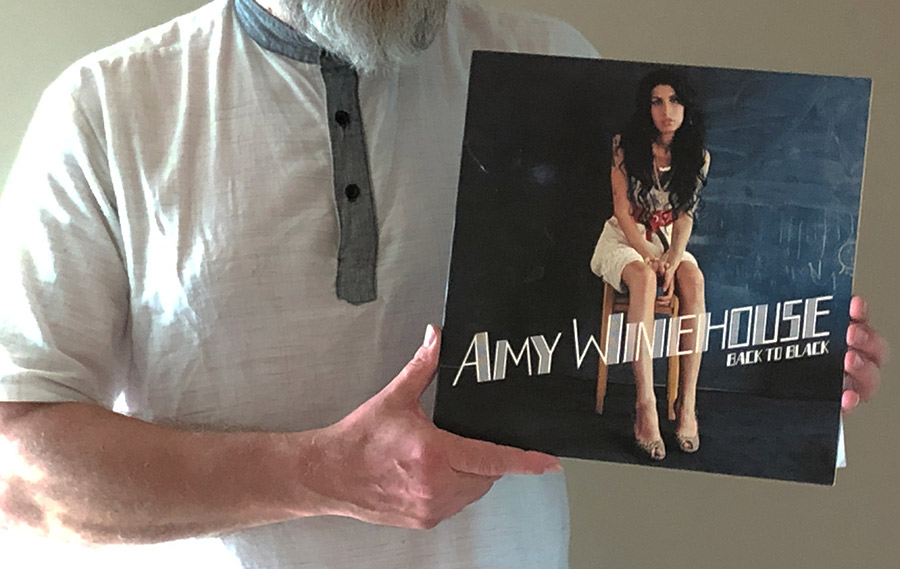 misiek with amy's album