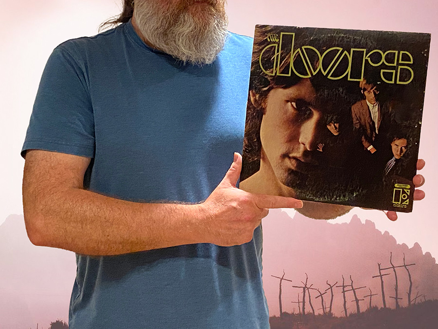 Na tym zdjęciu prezentuję okładkę pierwszego albumu grupy The Doors