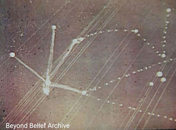 Mapa gwiazdozbioru Zeta Reticuli narysowana przez Betty Hill